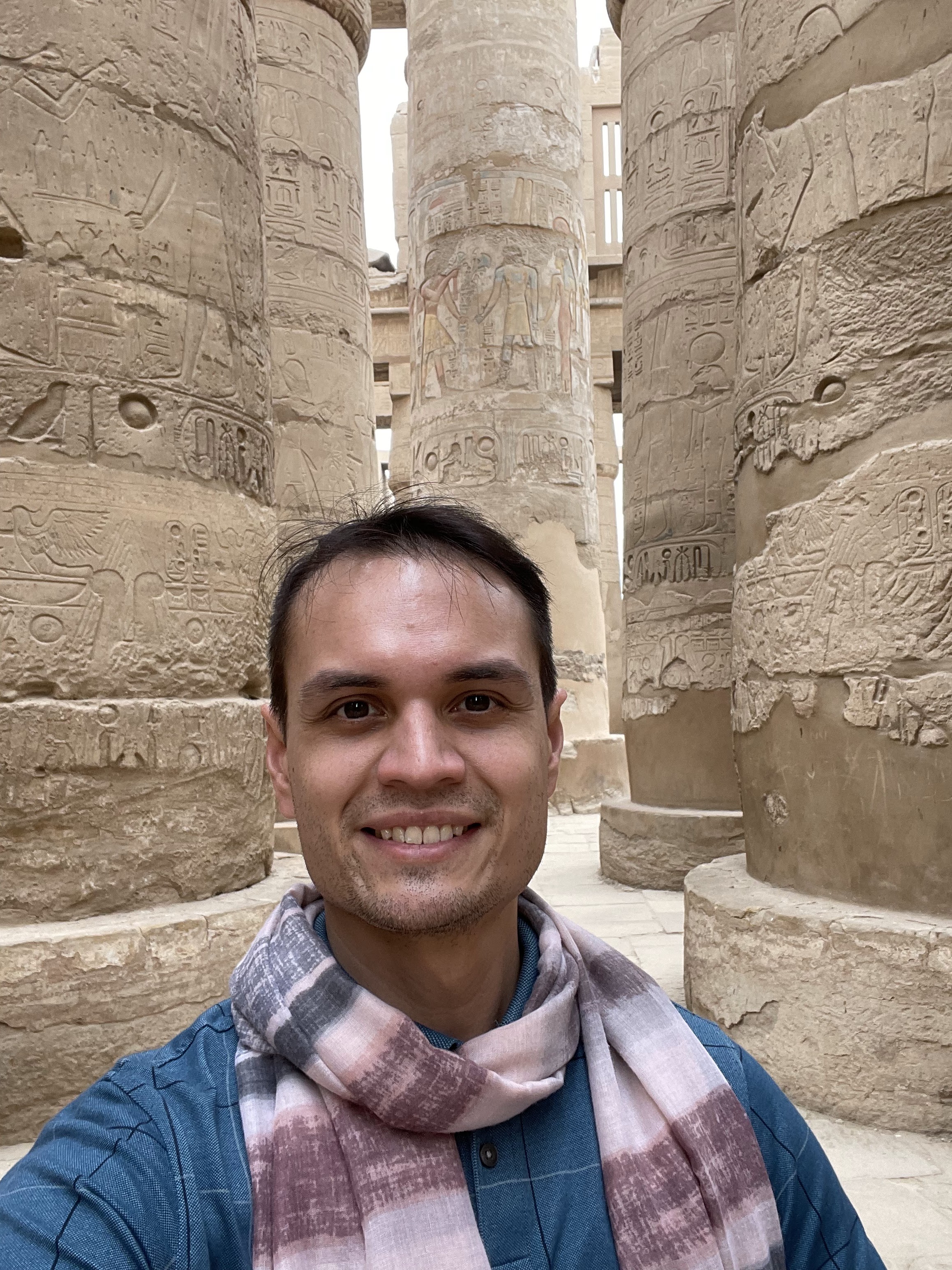 alt="Jontom in Karnak Temple"